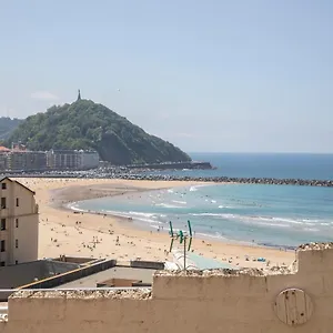 Santiene Gasthuis San Sebastian